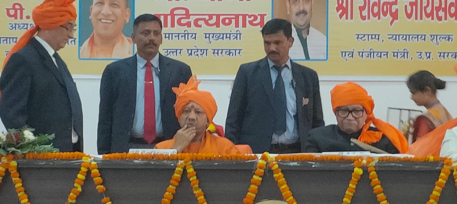 कॉलेज के संस्थापन समारोह में मुख्यमंत्री जी का आगमन एवं स्वागत